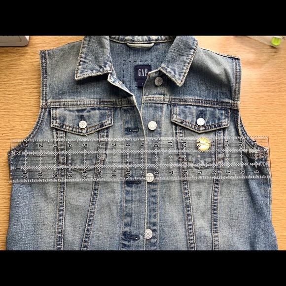 Jean Vest - Wearable Gratitude™ Refashioned WMS LG - Picture 7 of 16